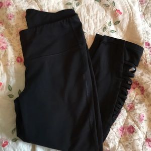 Athleta crisscross Capri